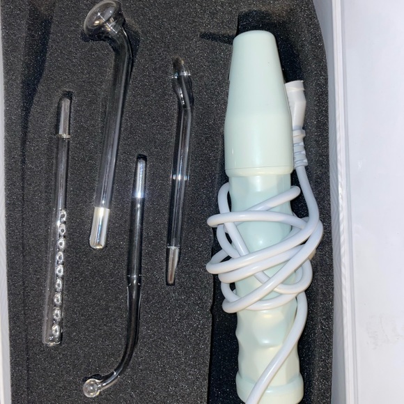 Like new, used once “nu derma” set. Retails brand new at $70. - Picture 3 of 3